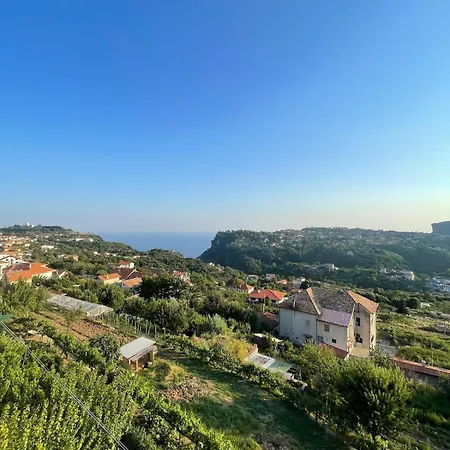 Sea&mountains View Lägenhet